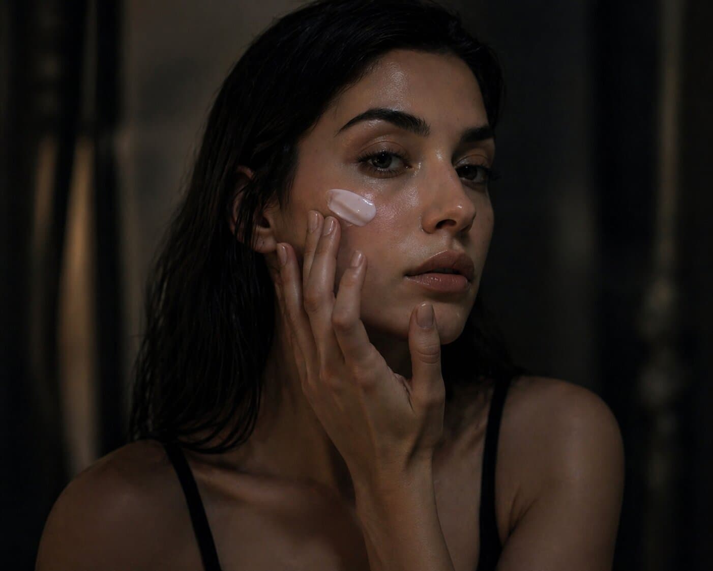 Lumière Row luxury skincare model